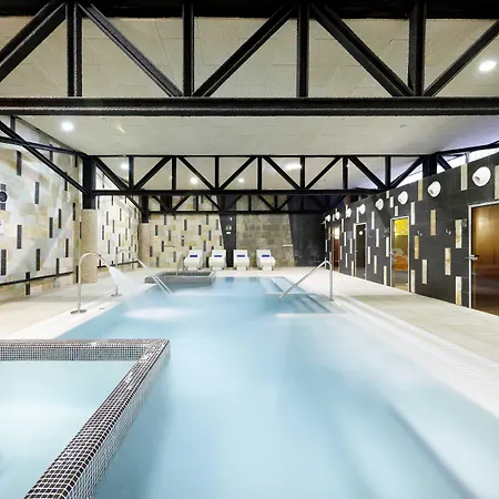 Eurostars Salinas 칼레타데푸스테